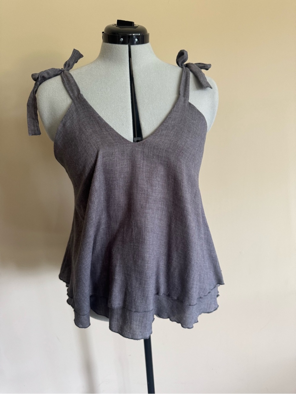 Cute layered Gray Tie-Strap V-Neck Women's Top - Newbury Kustom, L